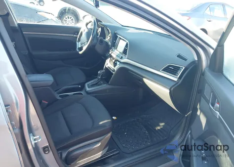 2017 Hyundai Elantra Value Edition из США, поврежденный, VIN KMHD84LF5HU368921